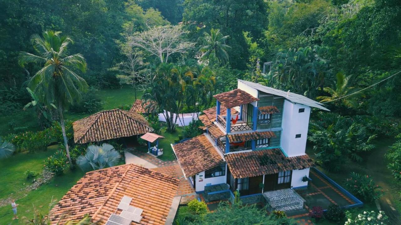 Los Robles Capurgana Capurganá Exterior photo